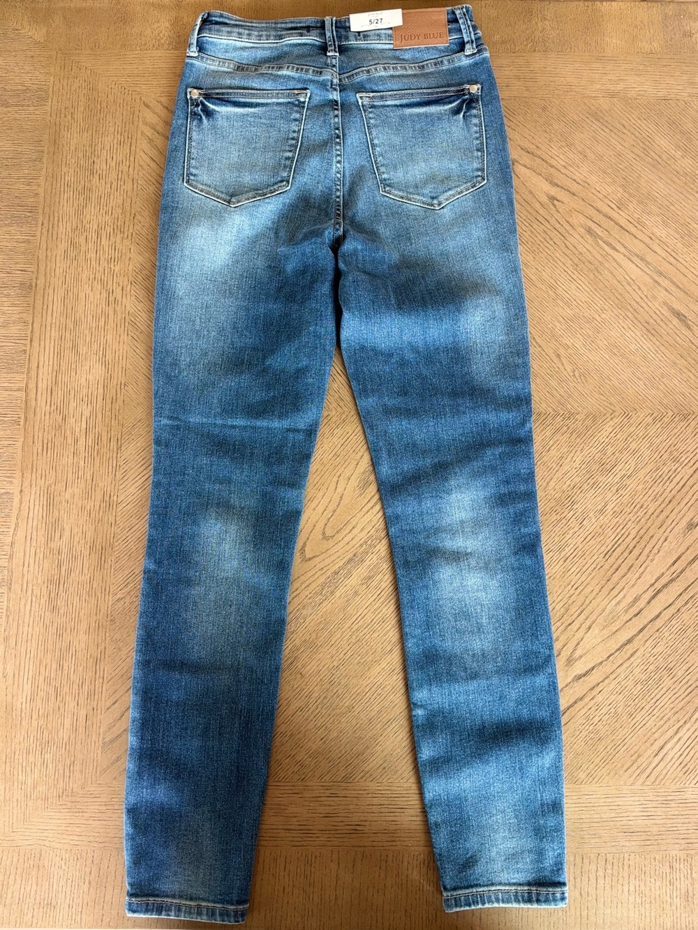 Judy Blue Medium Light Wash High Rise Jeans - Picture 9 of 12